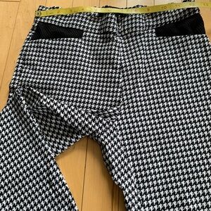 89th & Madison Houndstooth Straight Leg Pants